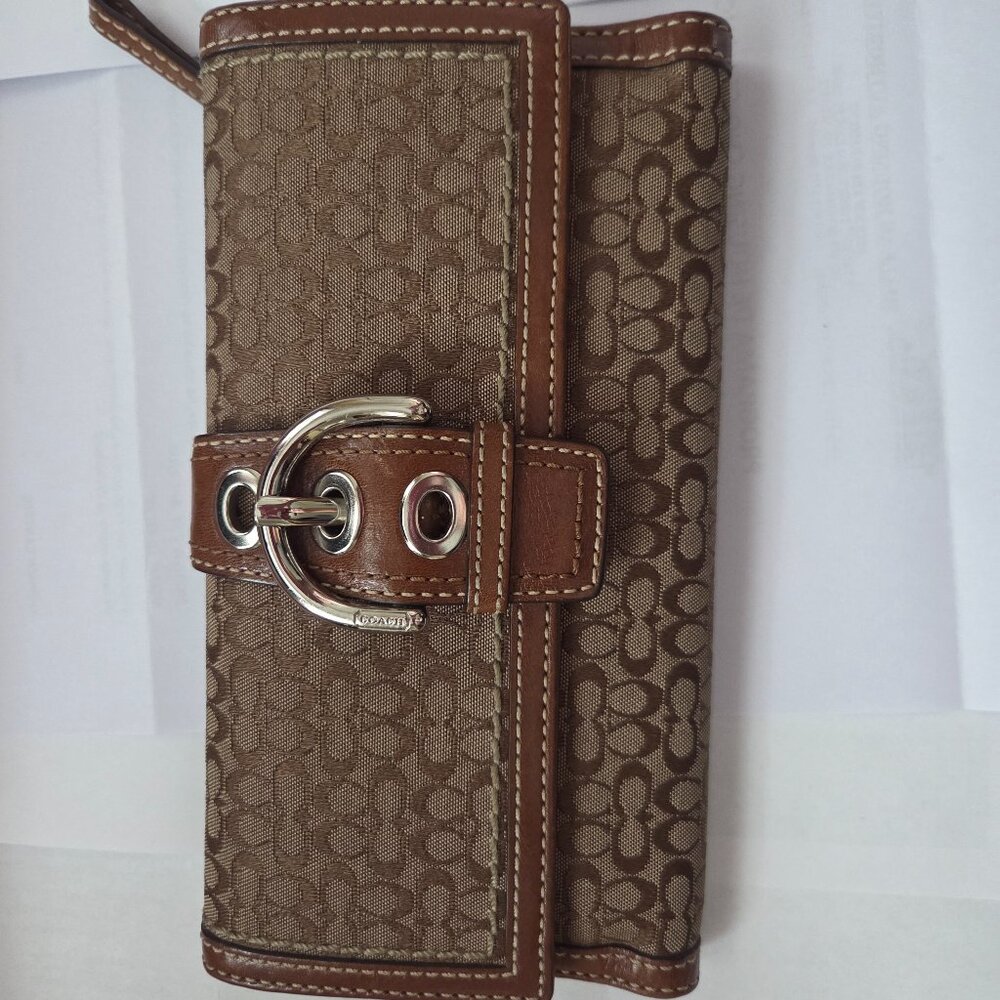 Vintage small C Coach wallet